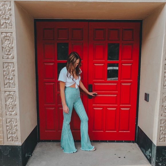 Meet your Posher, Jodie - Picture 1 of 1